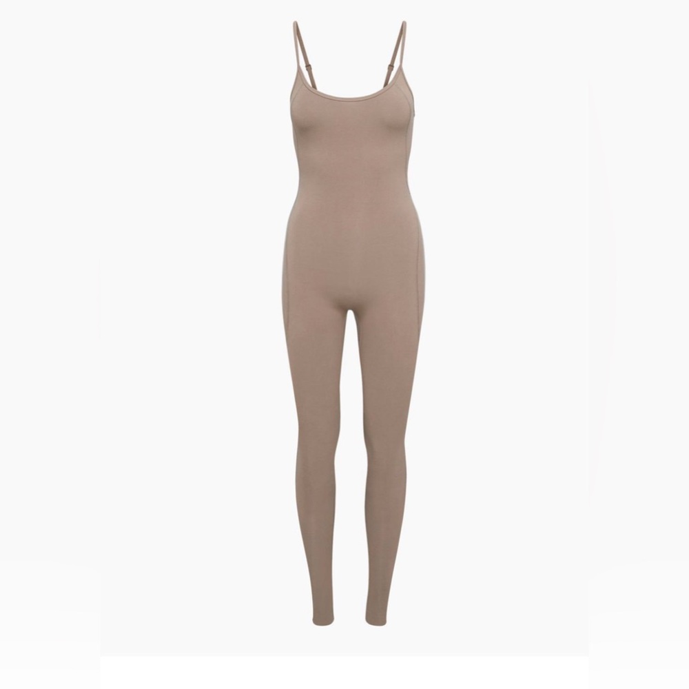 Aritzia bodysuit